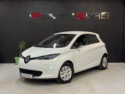 Begagnad Renault Zoe 65 kW (89 HK) 2014 Vit Halvkombi