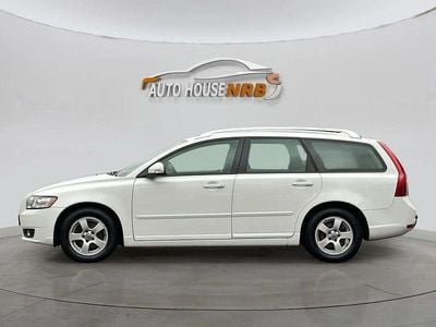Vit Begagnad 2012 Volvo V50 Kombi | 64 500 kr (Lite dyr)