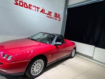 Röd Begagnad 1997 Alfa Romeo Spider Lusso Cab | 99 900 kr