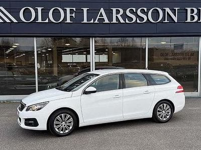Begagnad Peugeot 308 SW Allure 131 HK (96 kW) 2019 Vit Kombi