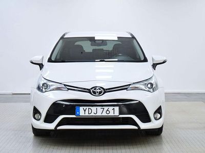 Begagnad Toyota Avensis Active 112 HK (82 kW) 2016 Vit Kombi