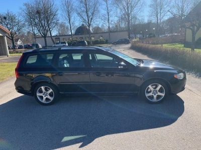 begagnad Volvo V70 2.5T Momentum Euro 4