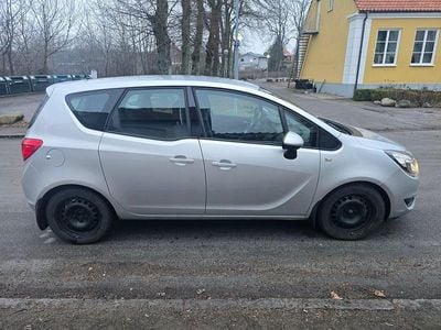 Begagnad Opel Meriva 120 HK (88 kW) 2014 Minibuss