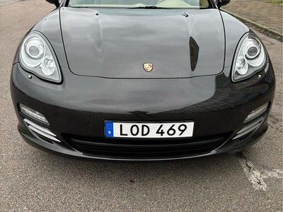 Porsche Panamera 4
