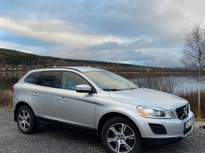 begagnad Volvo XC60 D4 AWD Momentum Euro 5