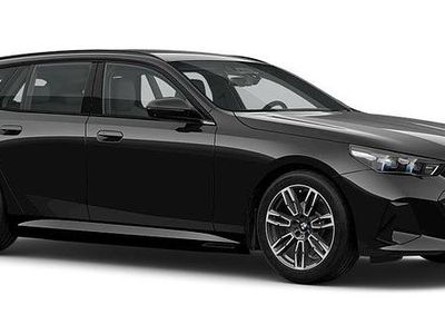 Ny BMW 530e Comfort Edition 190 HK (139 kW) 2025 Svart Kombi