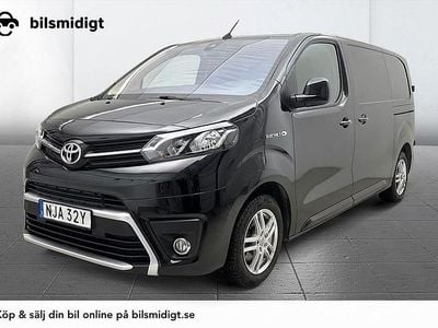 Begagnad Toyota Proace 100 kW (136 HK) 2023 Svart Minibuss