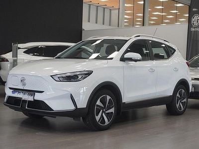 Vit Begagnad 2022 MG ZS Luxury SUV | 209 800 kr (Marknadspris)