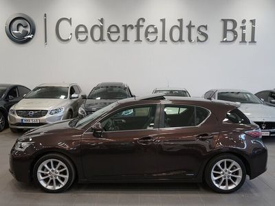 Lexus CT200h