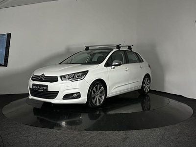 Vit Begagnad 2015 Citroën C4 PureTech Halvkombi | 74 900 kr (Lite dyr)
