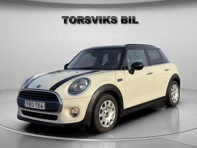 Vit Begagnad 2016 Mini Cooper D Halvkombi | 134 900 kr (Marknadspris)