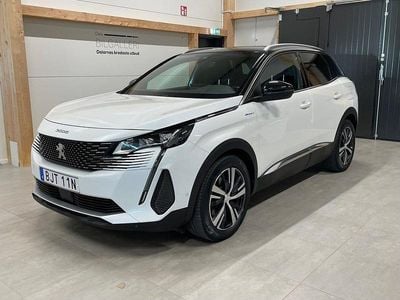 Vit Begagnad 2022 Peugeot 3008 GT SUV | 279 900 kr (Marknadspris)