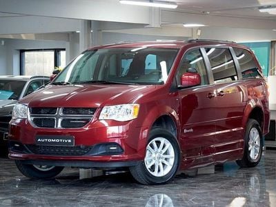 Begagnad Dodge Grand Caravan 287 HK (211 kW) 2014 Mörkröd (röd) Minibuss
