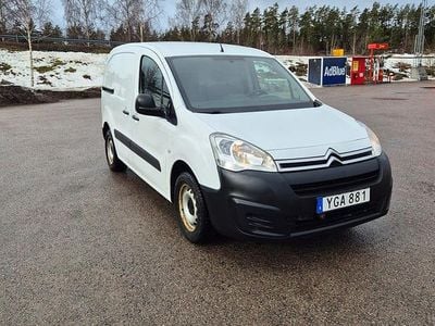 Begagnad Citroën Berlingo 75 HK (55 kW) 2016 Minibuss