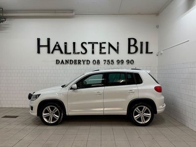 begagnad VW Tiguan 1.4 TSI 4M R-Line Drag Motorvärmare Svensksåld 2014, SUV