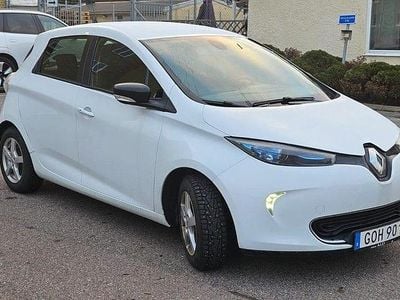Begagnad Renault Zoe 80 kW (109 HK) 2018 Vit Halvkombi