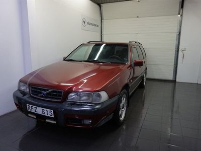 begagnad Volvo XC70 V70 XC 2.4 T AWD Automatisk, Ny Bes 193hk