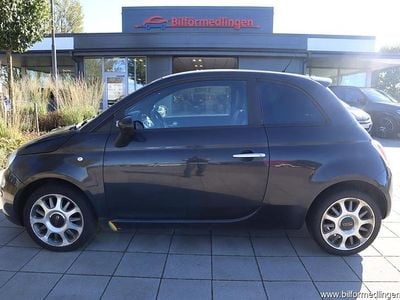 Svart svart Begagnad 2011 Fiat 500 Halvkombi | 29 900 kr (Bra pris)