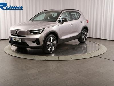 Silver Ny 2026 Volvo EX40 Single Motor Extended Range SUV | 609 900 kr (Marknadspris)