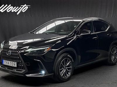 Svart Begagnad 2022 Lexus NX450h+ Business Edition SUV | 459 800 kr (Marknadspris)