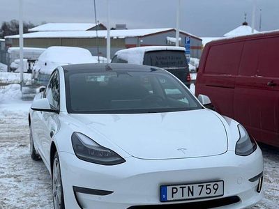 Begagnad 2021 Tesla Model 3 Long Range AWD Sedan | 213 000 kr (Marknadspris)