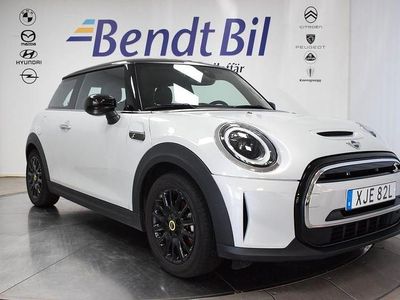 Silver Begagnad 2022 Mini Cooper SE Essential Halvkombi | 204 500 kr (Marknadspris)