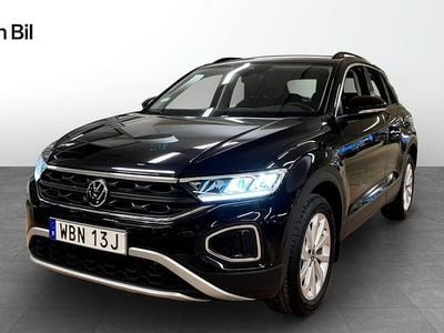Deep black pearl Begagnad 2024 VW T-Roc Edition SUV | 269 800 kr (Marknadspris)