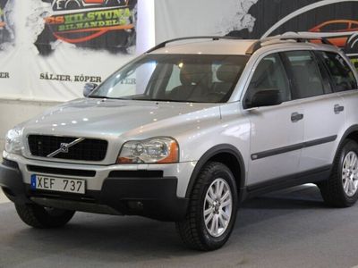 begagnad Volvo XC90 2.5T AWD AUTOMAT KINETIC 7-SITS 210HK DRAG NY BESIKTAD NY SERVAD