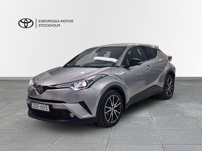 Mörkgrå Begagnad 2017 Toyota C-HR Executive SUV | 194 800 kr (Marknadspris)