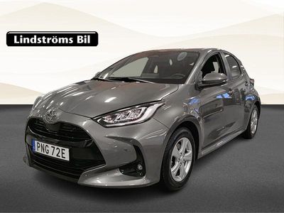 Grön Begagnad 2024 Toyota Yaris Hybrid Active Halvkombi | 269 000 kr (Lite dyr)