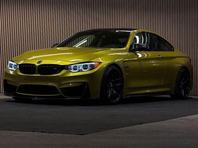 Begagnad BMW M4 Competition Edition 500 HK (367 kW) 2015 Gul
