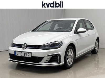Begagnad VW Golf VII GTE 204 HK (150 kW) 2020 Vit