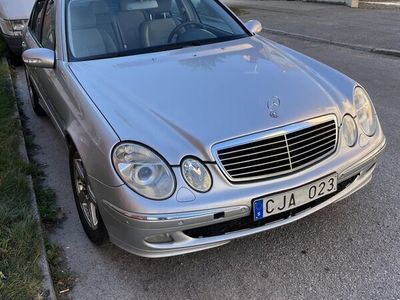 Mercedes E280