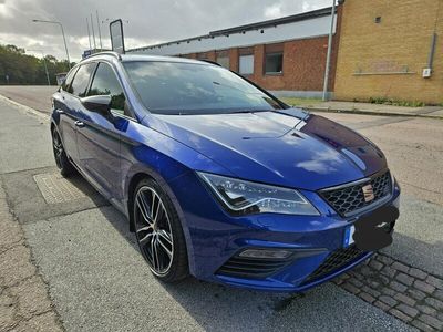 begagnad Seat Leon ST Cupra 2.0 TSI 4Drive DSG 300hk