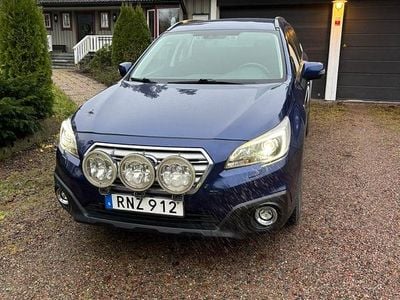 Begagnad Subaru Outback 175 HK (128 kW) 2015 Metallic Sedan