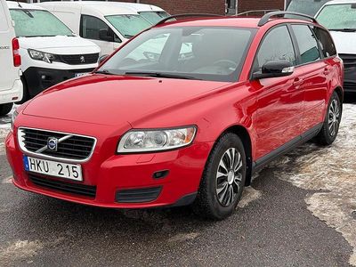 Begagnad Volvo V50 Kinetic 125 HK (91 kW) 2008 Röd Kombi