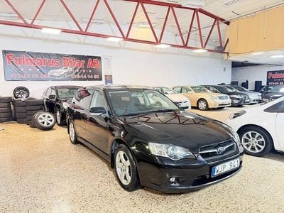 Begagnad Subaru Legacy 165 HK (121 kW) 2004 Svart Kombi