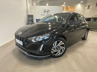 Svart Begagnad 2024 Hyundai i20 Essential Halvkombi | 248 000 kr (Marknadspris)
