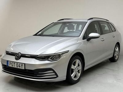 Silver Begagnad 2021 VW Golf VIII | 200 000 kr (Marknadspris)