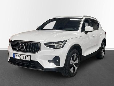 Vit Begagnad 2023 Volvo XC40 SUV | 289 500 kr (Marknadspris)