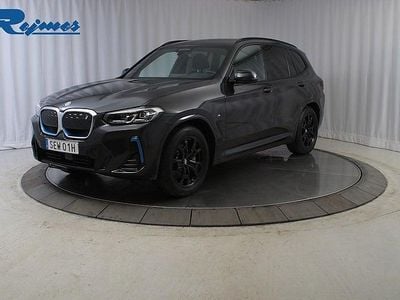 Grå Begagnad 2023 BMW iX3 Shadowline SUV | 499 000 kr (Bra pris)