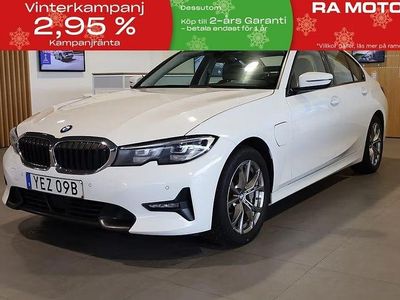 Vit Begagnad 2020 BMW 330 Sport Line Sedan | 199 800 kr (Marknadspris)