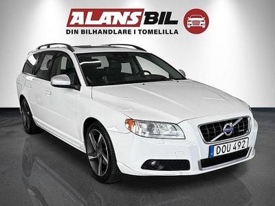 Vit Begagnad 2012 Volvo V70 R-Design Kombi | 89 000 kr (Marknadspris)