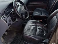 begagnad Toyota Avensis Verso 2.0 D4 VVT-i
