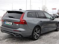 begagnad Volvo V60 Recharge T6 340HK AWD Geartronic R-Design Euro 6