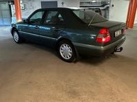 Begagnad Mercedes C180 122 HK (89 kW) 1995