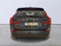 Begagnad Volvo XC60 Momentum 200 HK (147 kW) 2021 Blå SUV