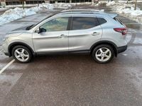 Begagnad Nissan Qashqai Tekna 115 HK (84 kW) 2017 Silver SUV
