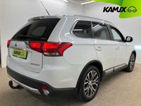 begagnad Mitsubishi Outlander 2.2 Di-D 4WD 7-Sits Backkamera 150hk