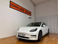 begagnad Tesla Model 3 Standard Range Plus Svensksåld 1 äg 2021, Halvkombi
